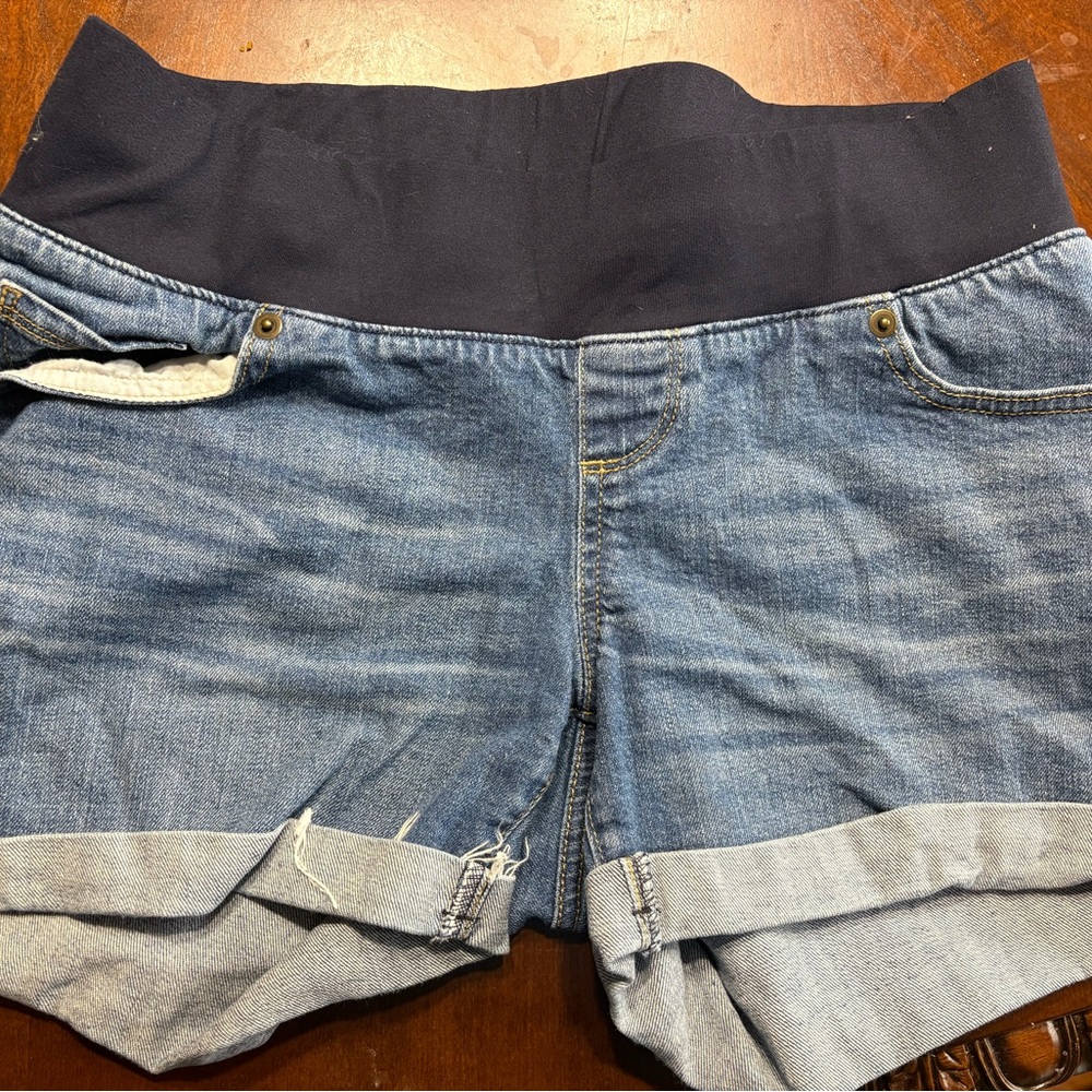 Great Expectations Blue Jean Shorts with Black Waistband Maternity Small (4-6)